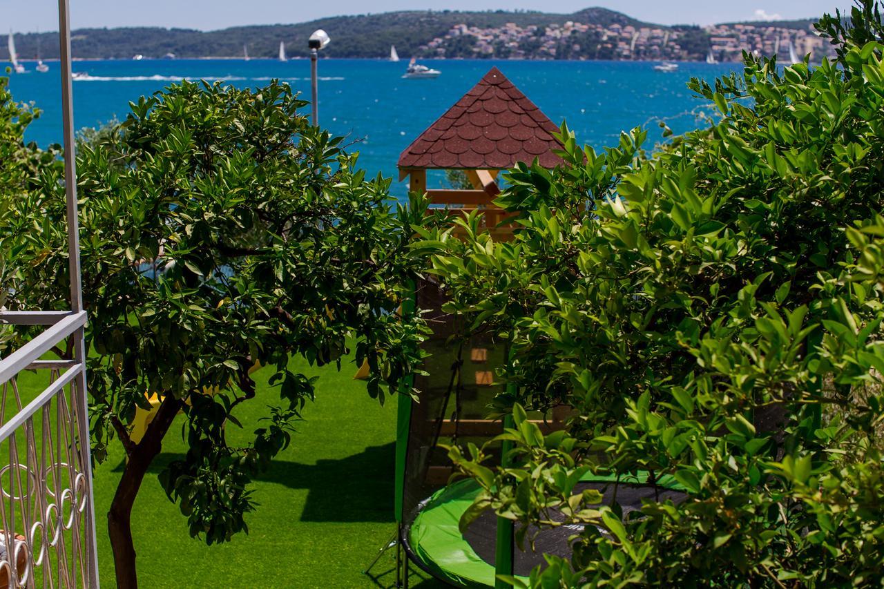 Apartments Sea Trogir Eksteriør bilde